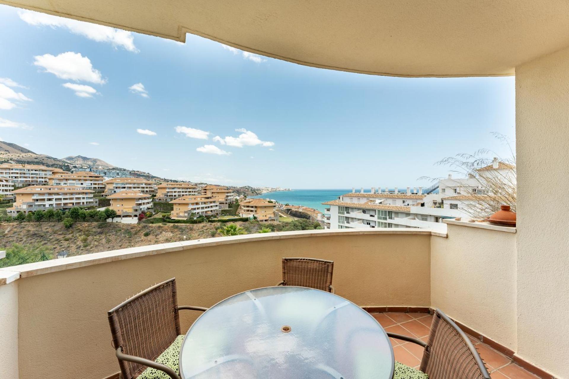 Bhost - Altos Del Majadal Appartement Fuengirola Buitenkant foto